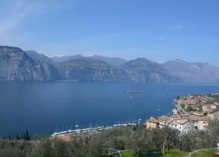 Διαμέρισμα By Interhome Brenzone sul Garda